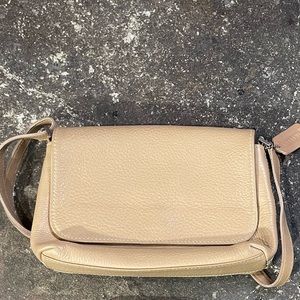 VINTAGE TAN COACH BAG